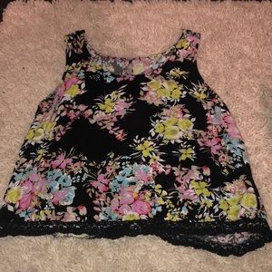 CUTE FLORAL F21 CROP TOP